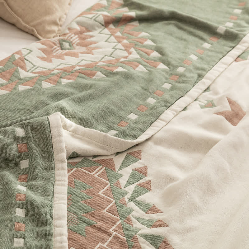 Bohemian Geometric Quilt | 100% Cotton | Full & Queen Sizes
