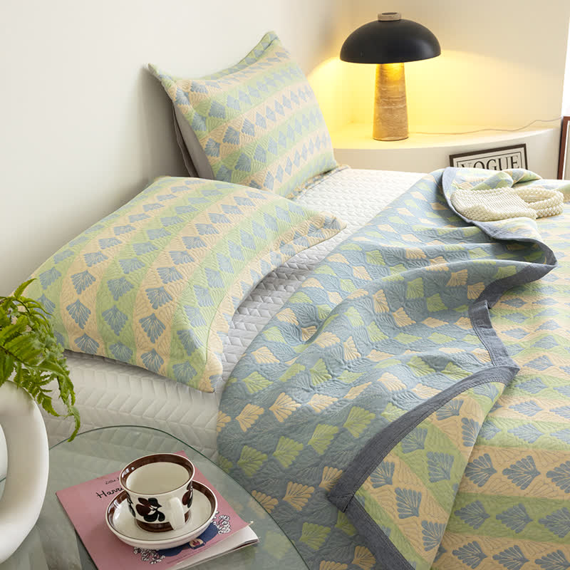 Cotton Gauze Summer Quilt | Refreshing Pine Design | Queen Size with Pillowcases