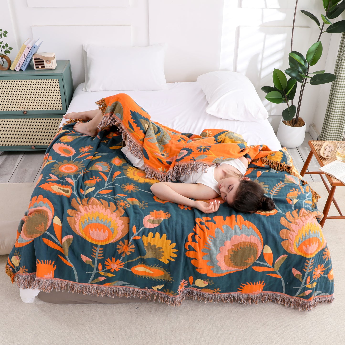 Cotton Gauze Quilt | Eco-Friendly Tassels | Full/Queen Size