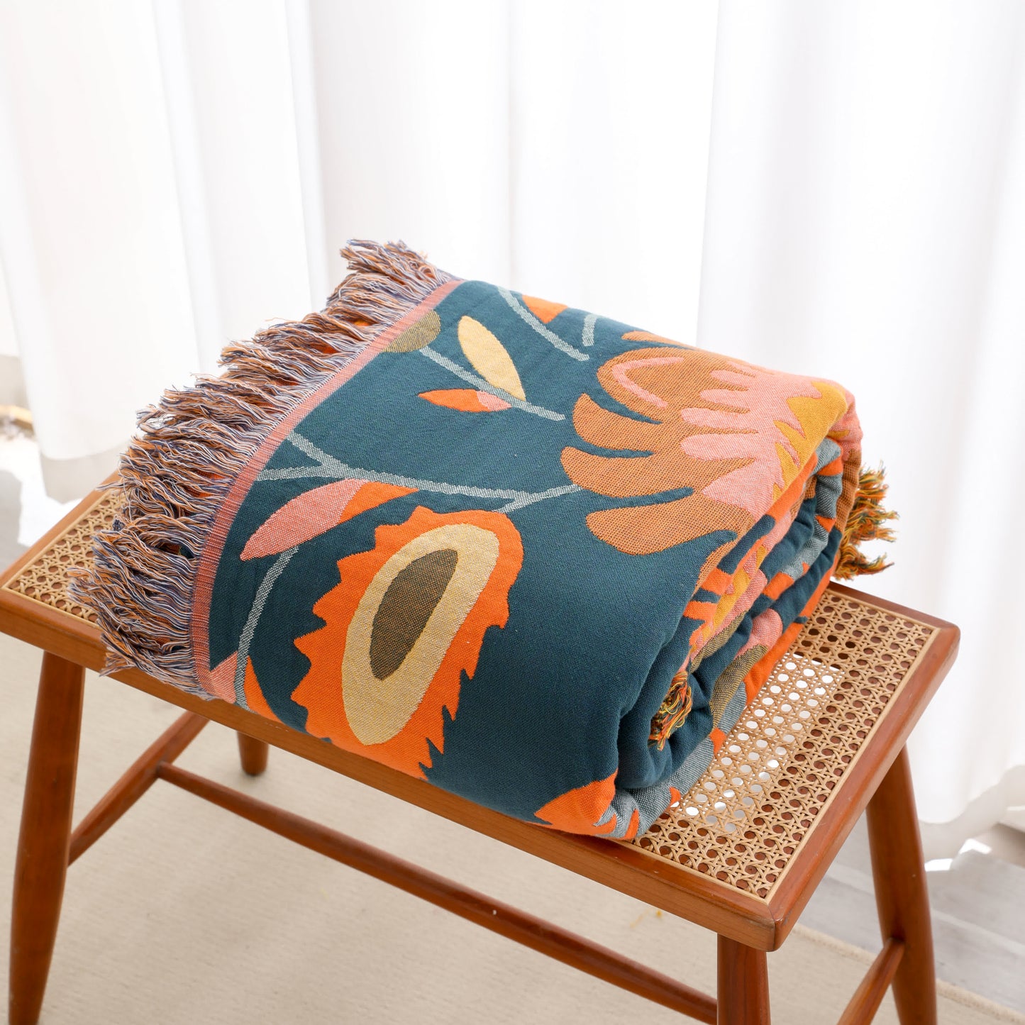 Cotton Gauze Quilt | Eco-Friendly Tassels | Full/Queen Size