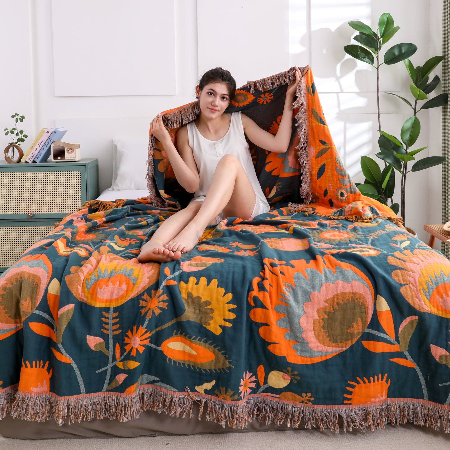 Cotton Gauze Quilt | Eco-Friendly Tassels | Full/Queen Size