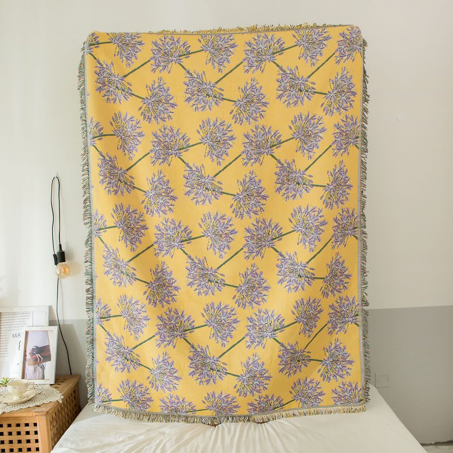 Agapanthus Tapestry Blanket | Polycotton with Tassels | 51" x 71"
