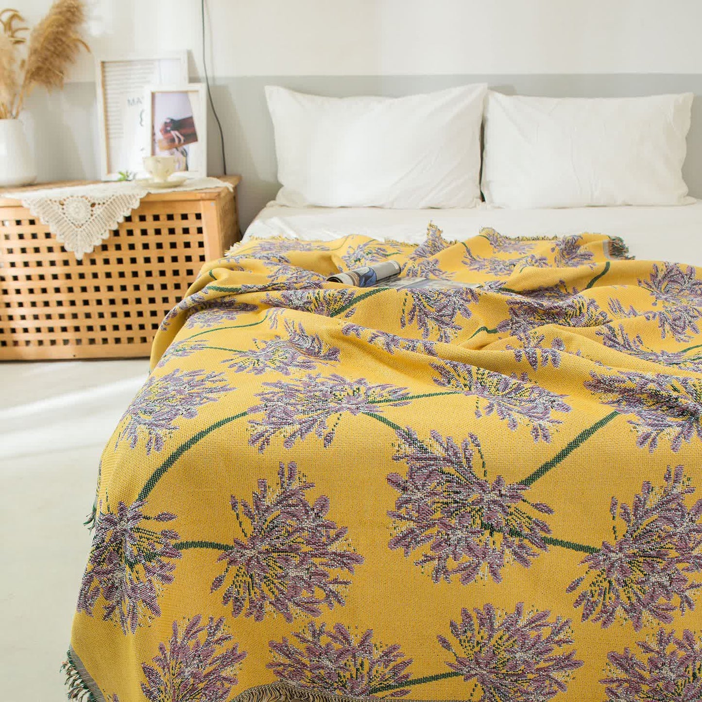 Agapanthus Tapestry Blanket | Polycotton with Tassels | 51" x 71"