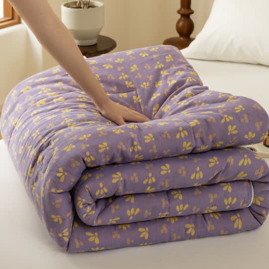Floral Quilt | Premium Cotton & Soybean Fiber | Full/Queen Size