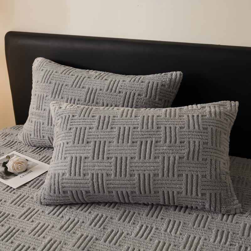 Fleece Throw Blanket | Soft Microfiber | Multiple Sizes