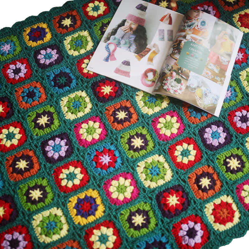 Retro Floral Crochet Blanket | Durable Cotton Yarn | Multiple Sizes