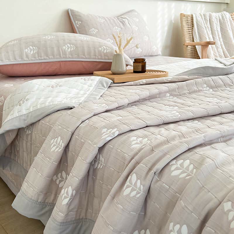 Leaf Pattern Jacquard Coverlet | Cotton-Polyester Blend | Twin, Full, Queen, King Sizes