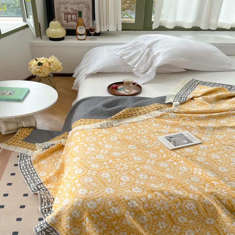 Retro Floral Quilt | 100% Organic Cotton | Full/Queen Size