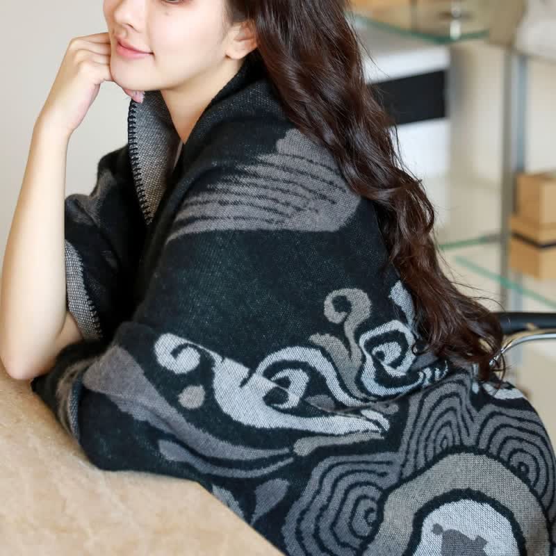 Retro Luxury Soft Blanket | Polyester Fabric | 63" x 51"
