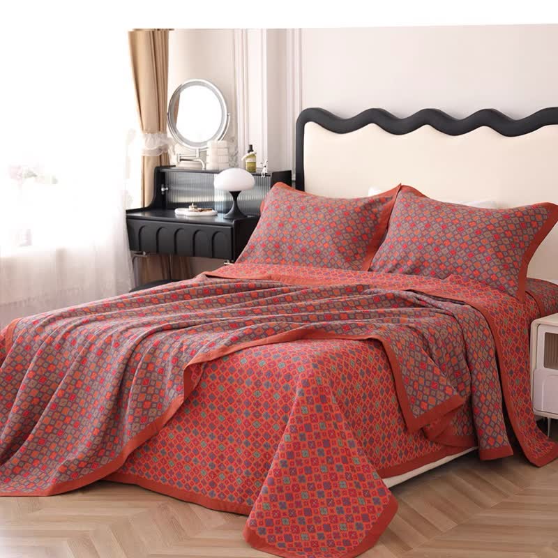 Organic Cotton Floral Quilt | Eco-Friendly Jacquard | Full, Queen, King Sizes