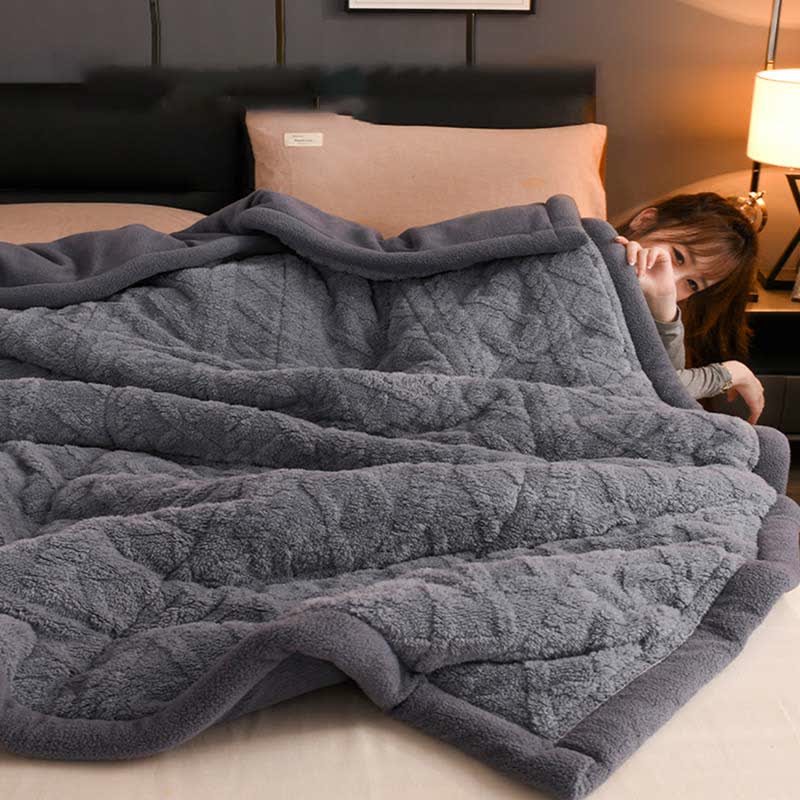 Fleece Throw Blanket | Double-Sided Microfiber Velvet | Full Size 71"x79"