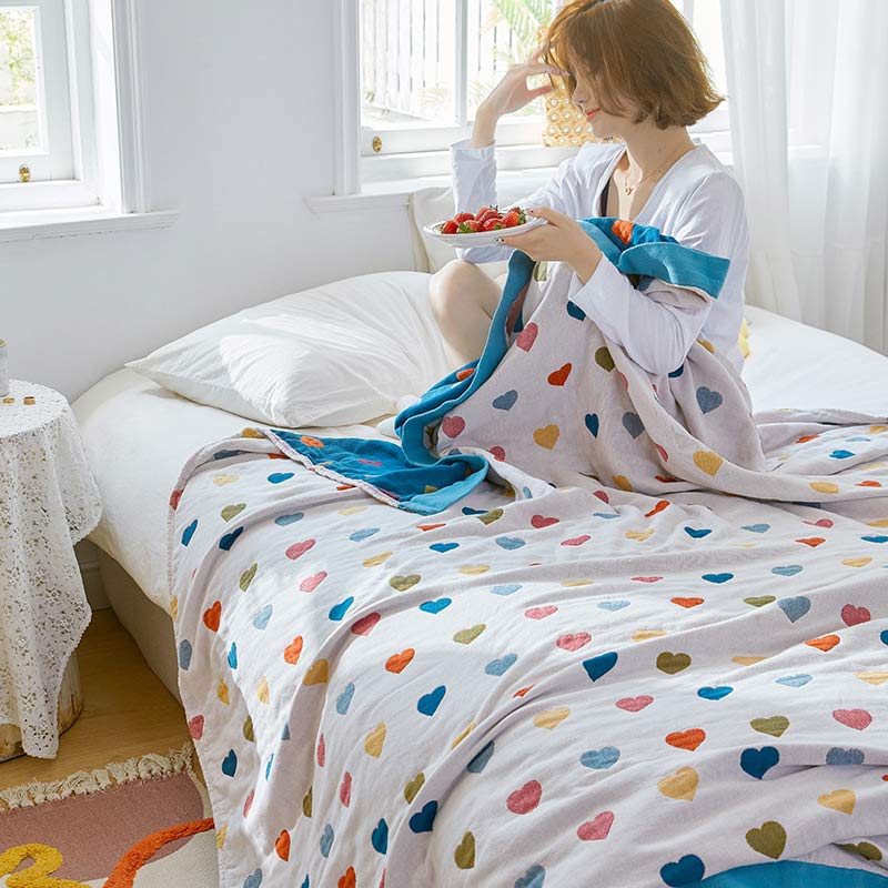 Reversible Quilt | 100% Organic Cotton | Full/Queen Size | Colorful Hearts