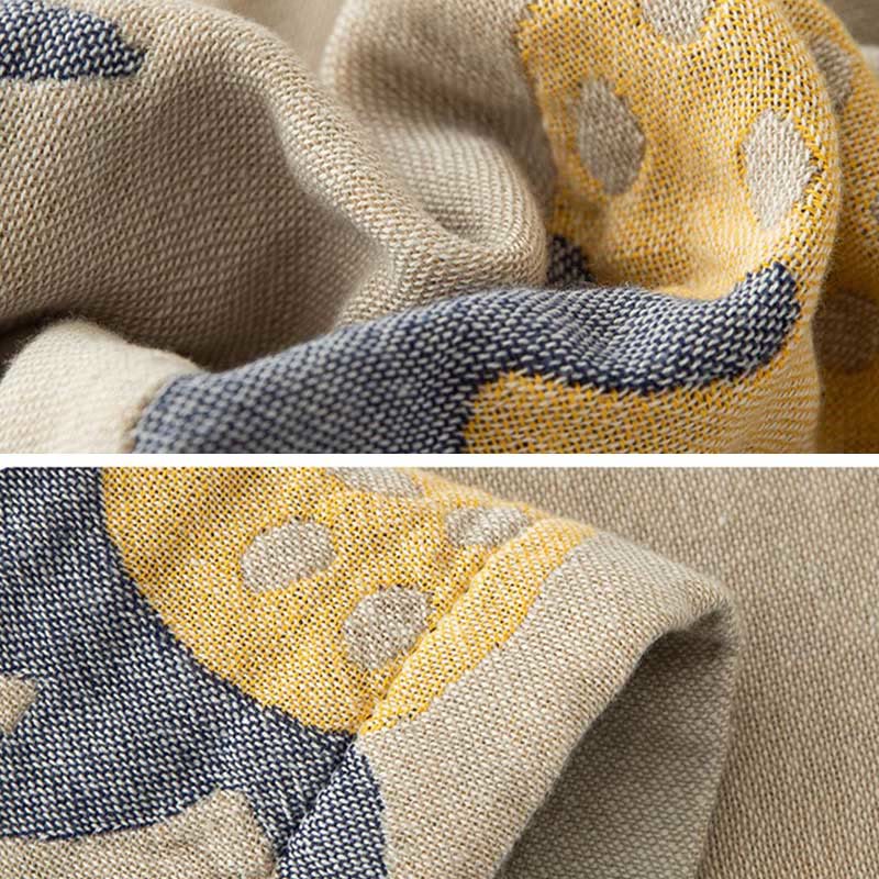 Strawberry Quilt | 100% Organic Cotton | Reversible, Full/Queen Size