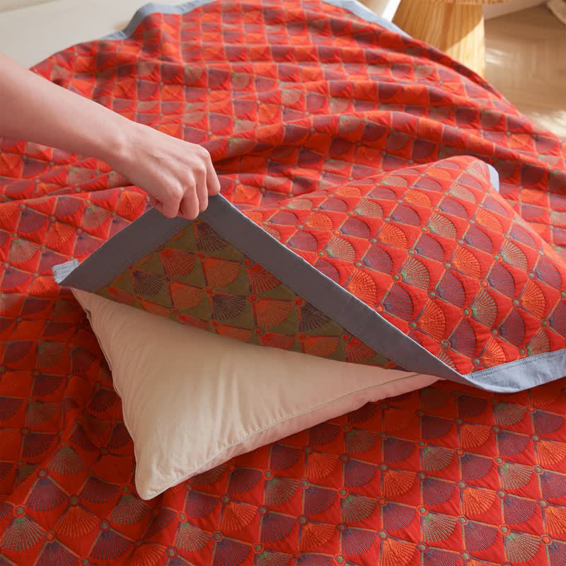 Cotton Gauze Quilt | Organic Cotton with Peacock Tail Design | Full/Queen Size Options