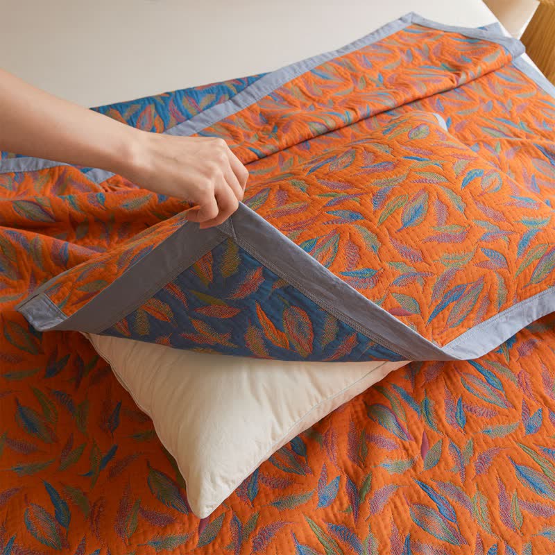 Cotton Gauze Quilt | Reversible Feather Design | Full/Queen Size