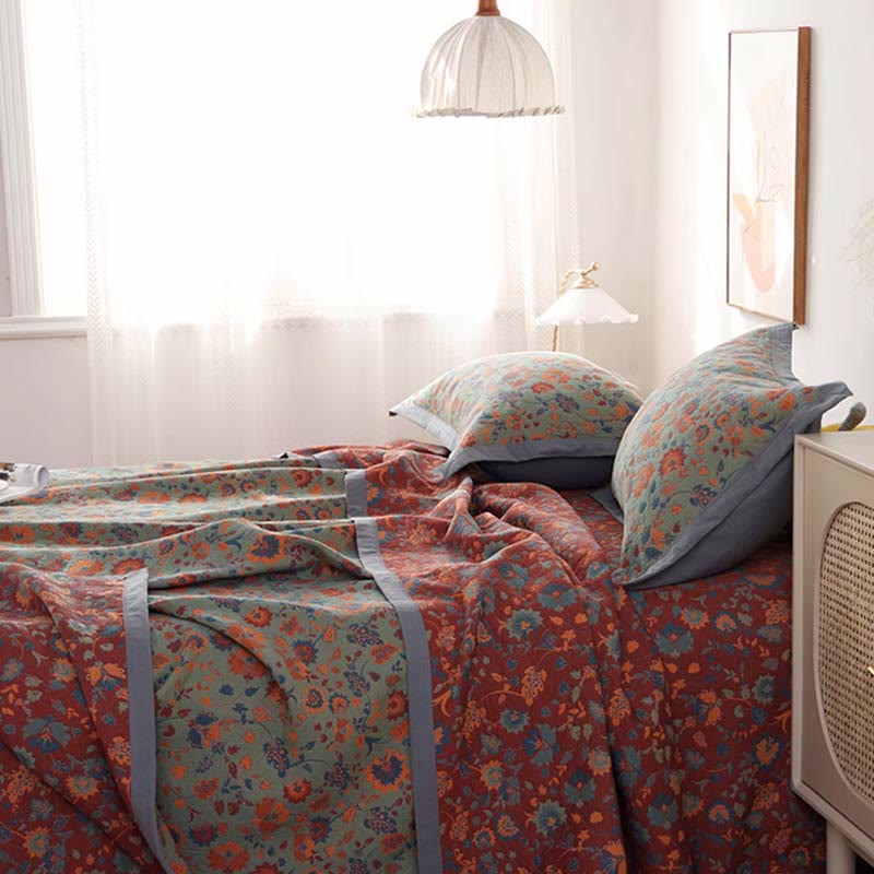 Retro Flower Quilt | 100% Organic Cotton | Reversible Design, Available in Full, Queen, King