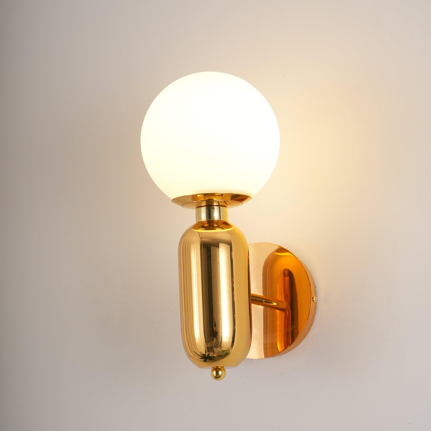 Kade Wall Light | Metal Frame & Glass | White/Black/Gold
