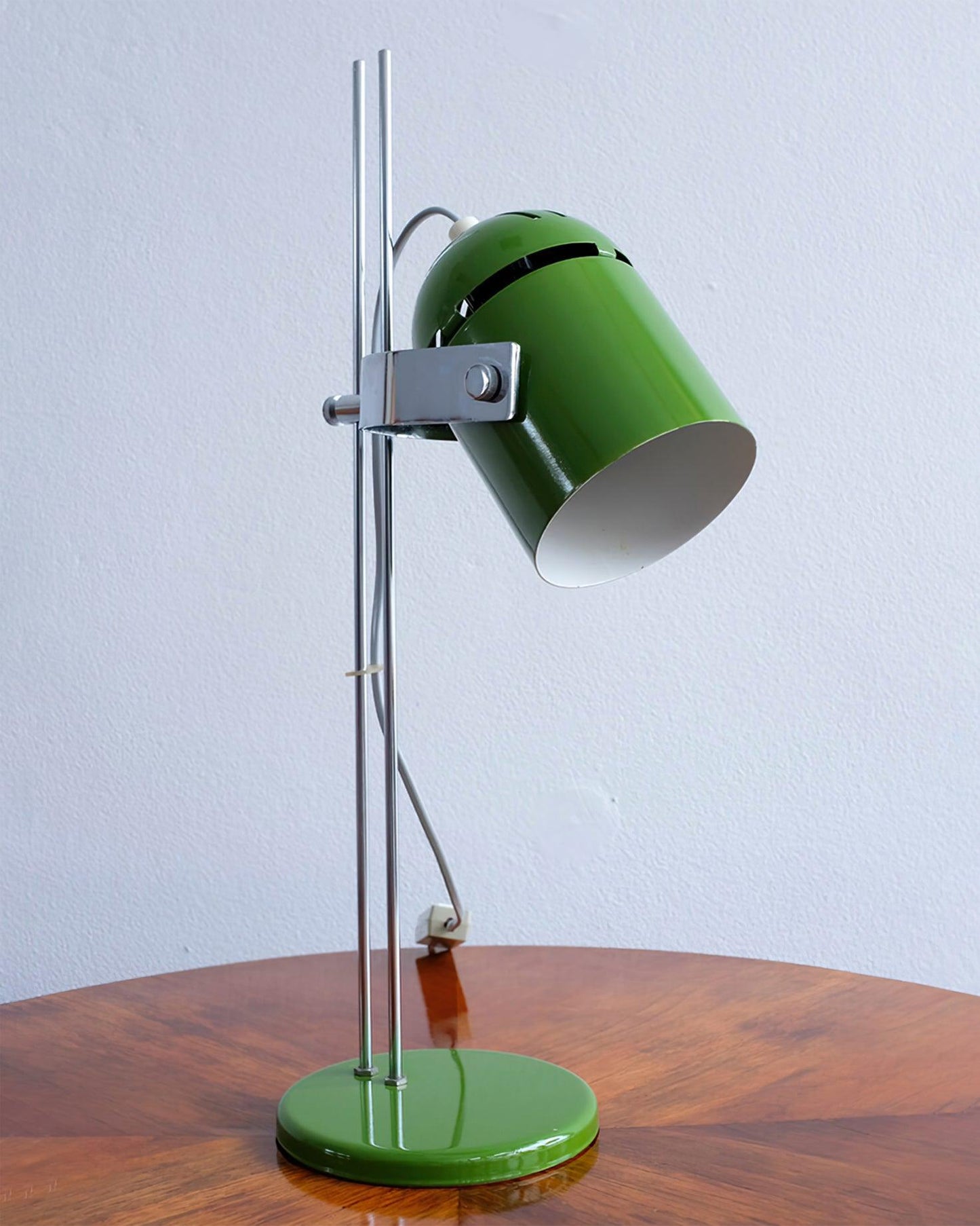 Adjusta Liftable Desk Lamp | Iron Construction | Chrome, Orange, Green