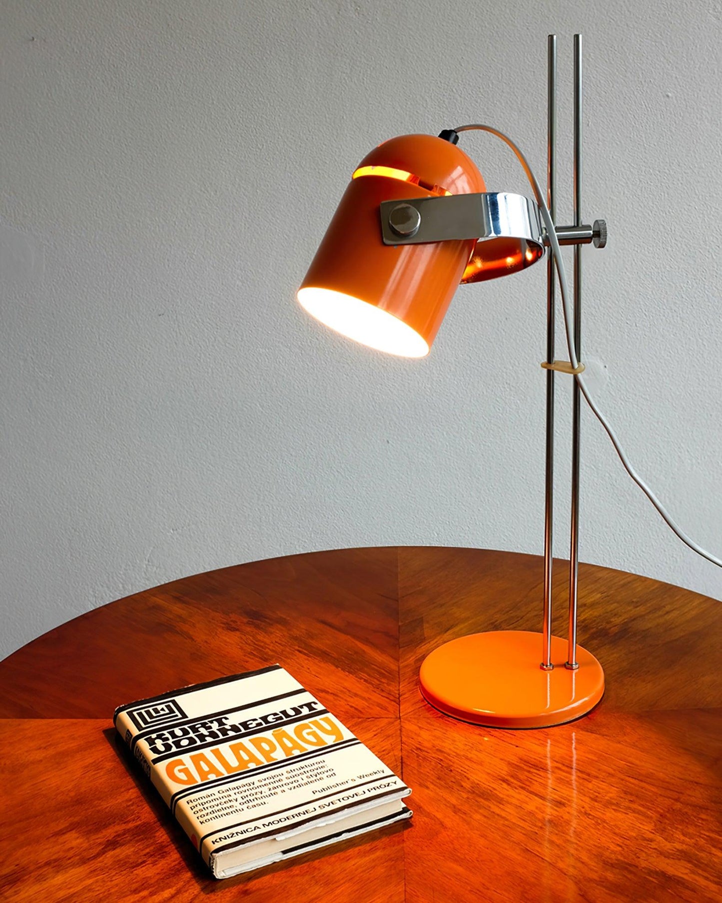 Adjusta Liftable Desk Lamp | Iron Construction | Chrome, Orange, Green