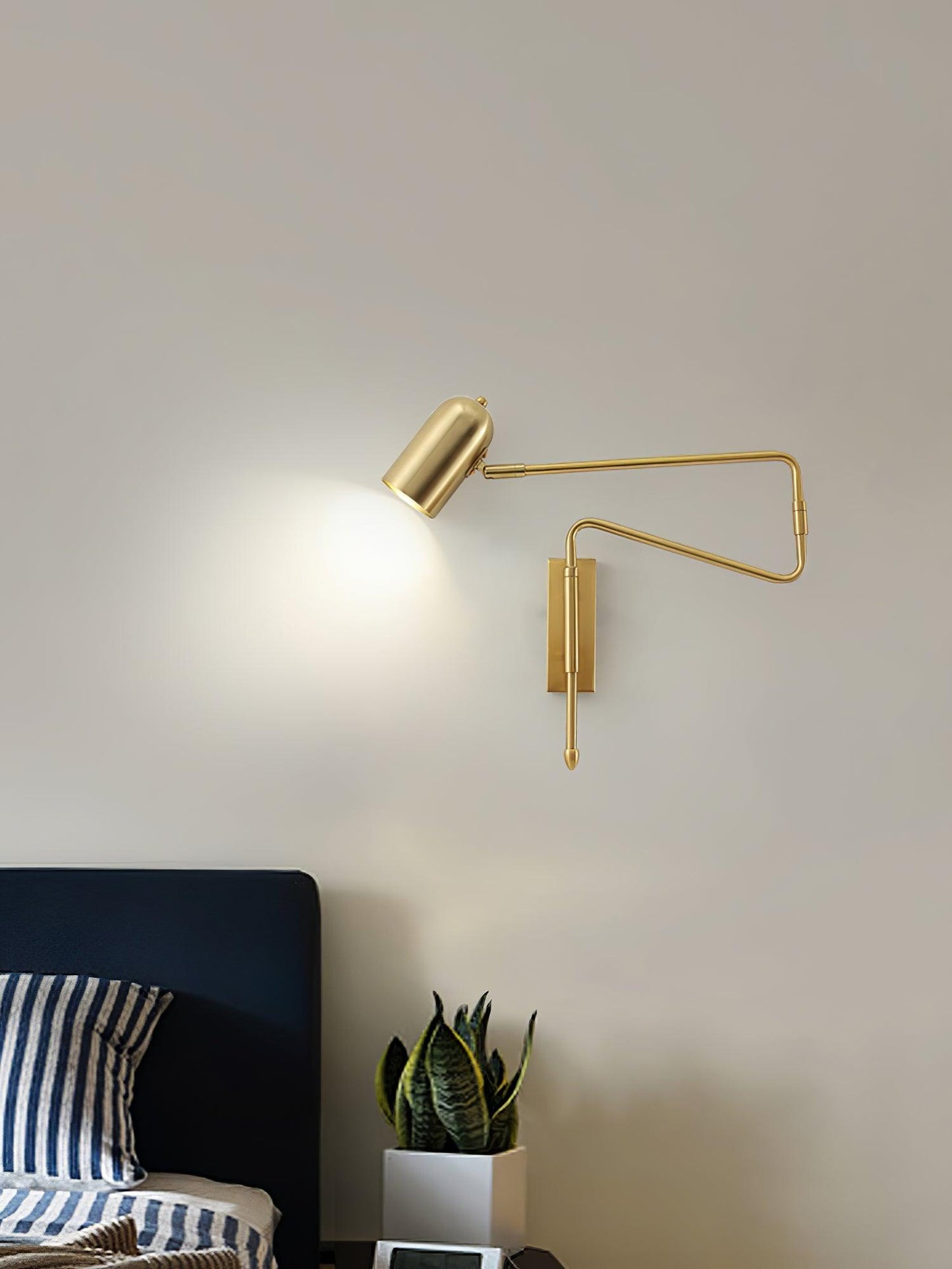 Adjustable Arm Wall Lamp | Metal | Black and Gold