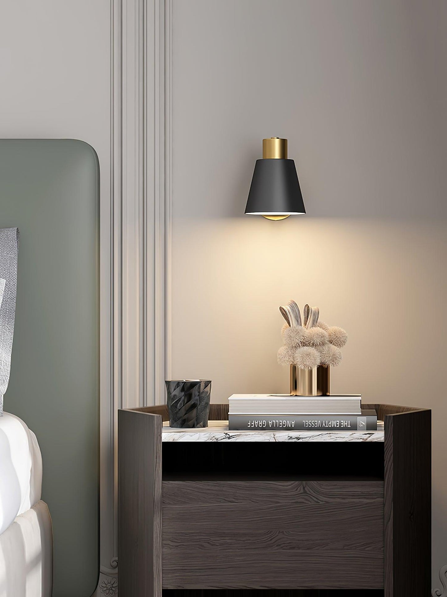 Adjustable Wall Lamp | Metal | Black & Gold