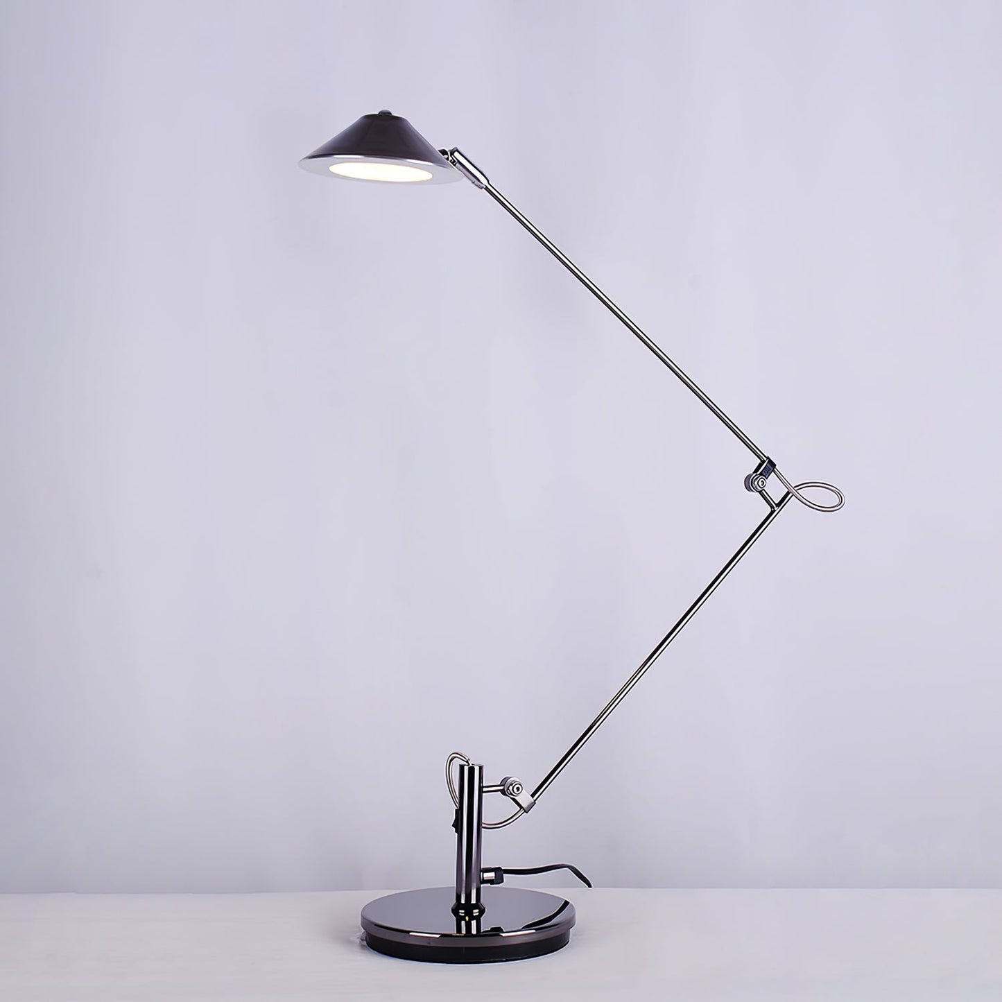 Adjustable Office Task Lamp | Metal | Black