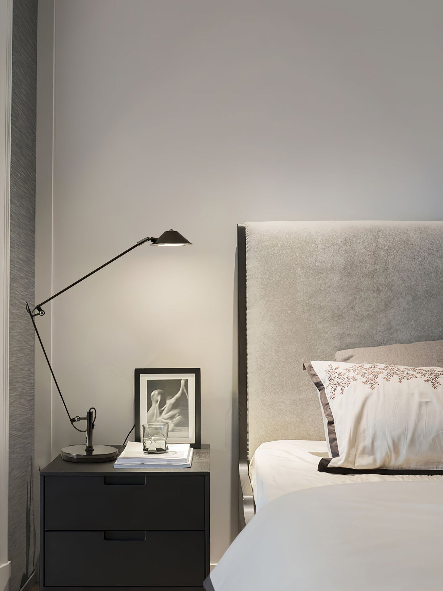 Adjustable Office Task Lamp | Metal | Black