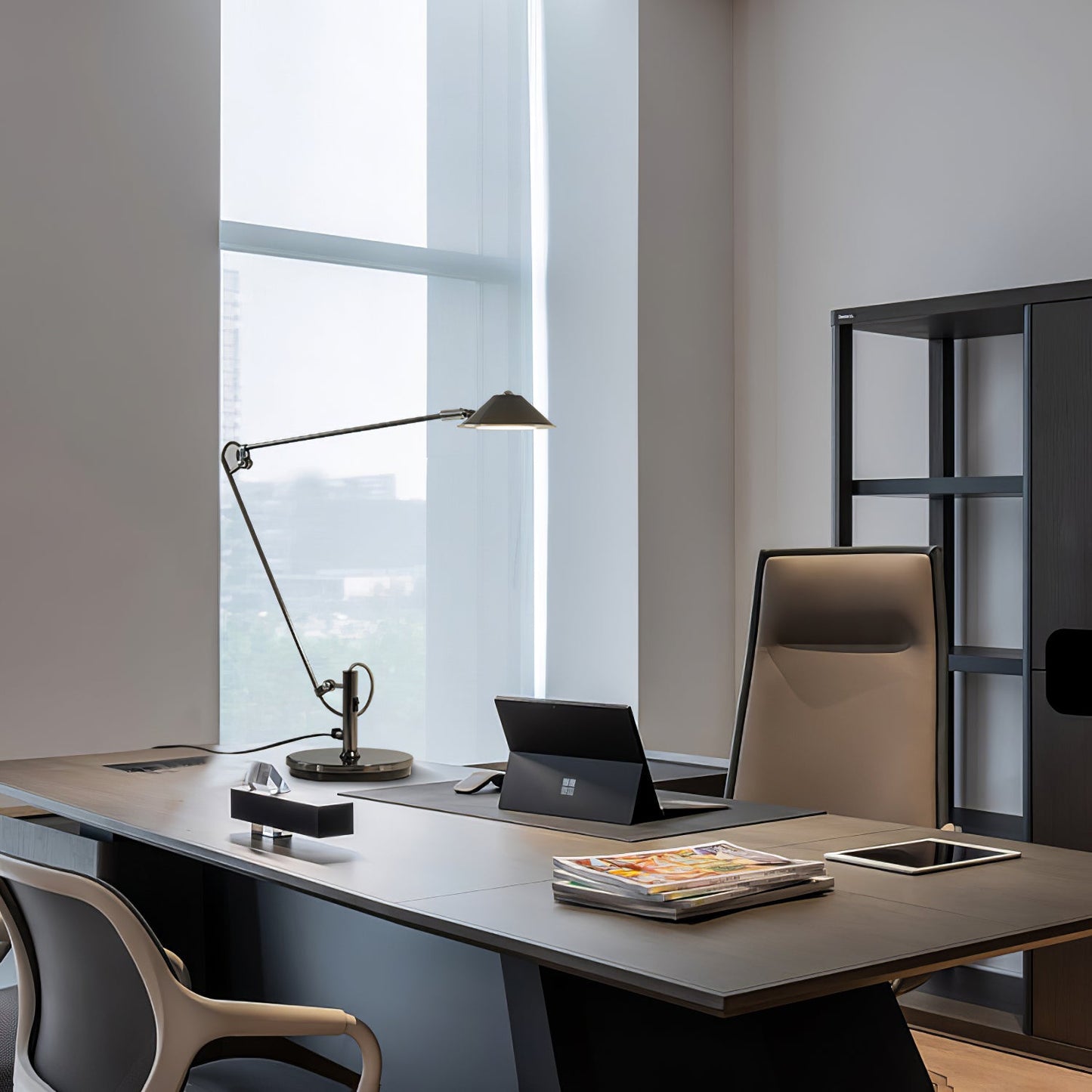 Adjustable Office Task Lamp | Metal | Black