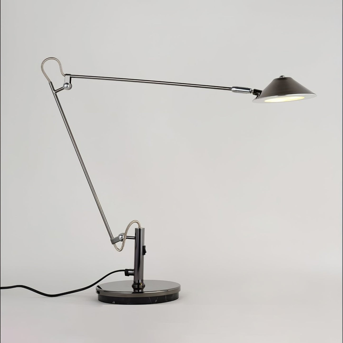 Adjustable Office Task Lamp | Metal | Black