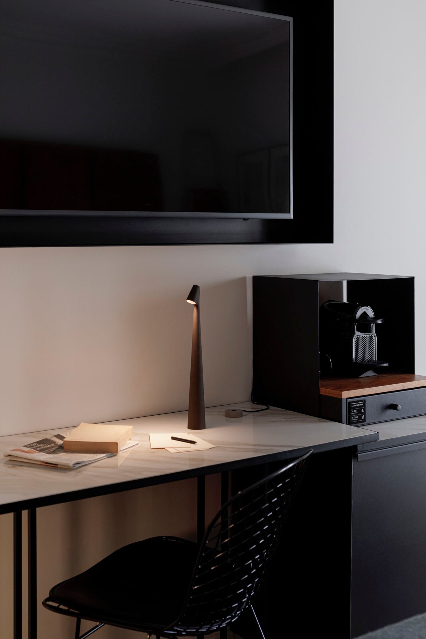 Africa Portable Table Lamp | Metal & Acrylic | Rechargeable, 4 Colors