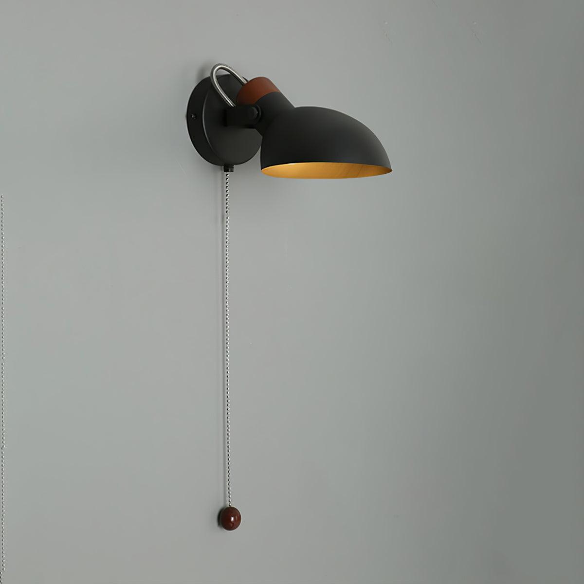 Aisilan Wall Lamp | Metal | Black or White