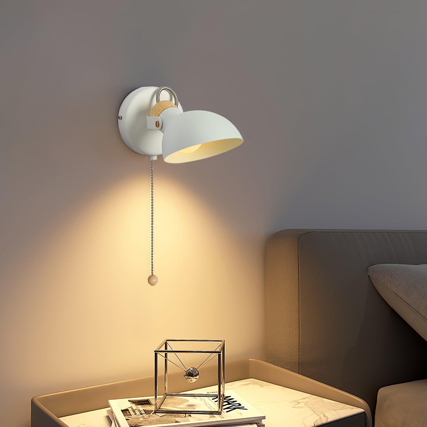 Aisilan Wall Lamp | Metal | Black or White