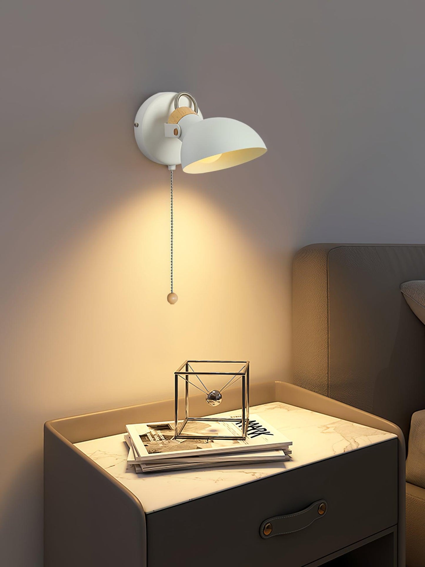 Aisilan Wall Lamp | Metal | Black or White