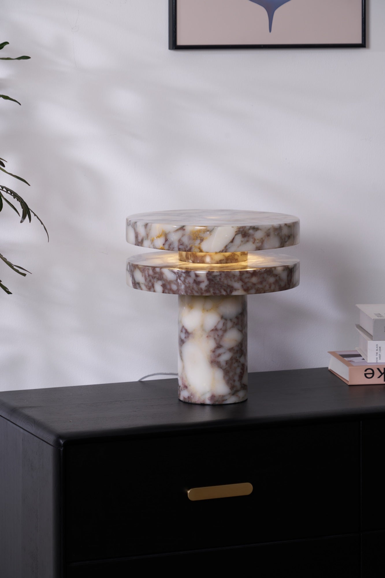 Altar Table Lamp | Marble | Bvlgari Red & White