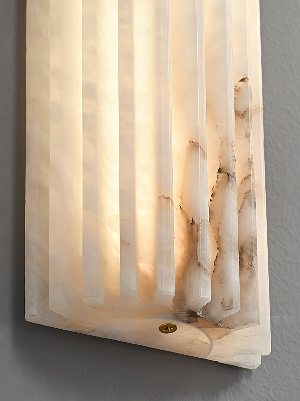 Alvia Alabaster Wall Light | Alabaster | White