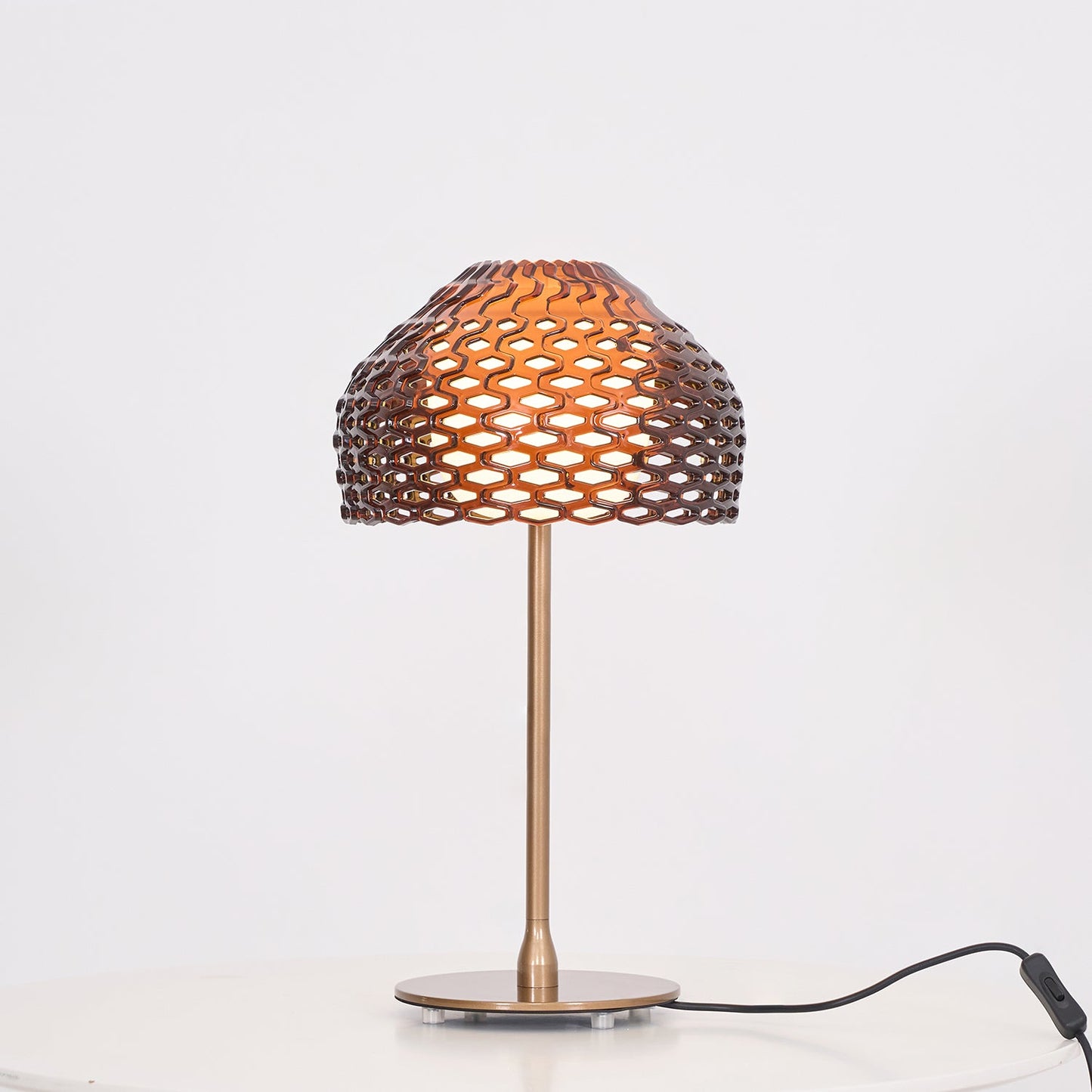 Armadillo Table Lamp | Metal & Plastic | White or Brown