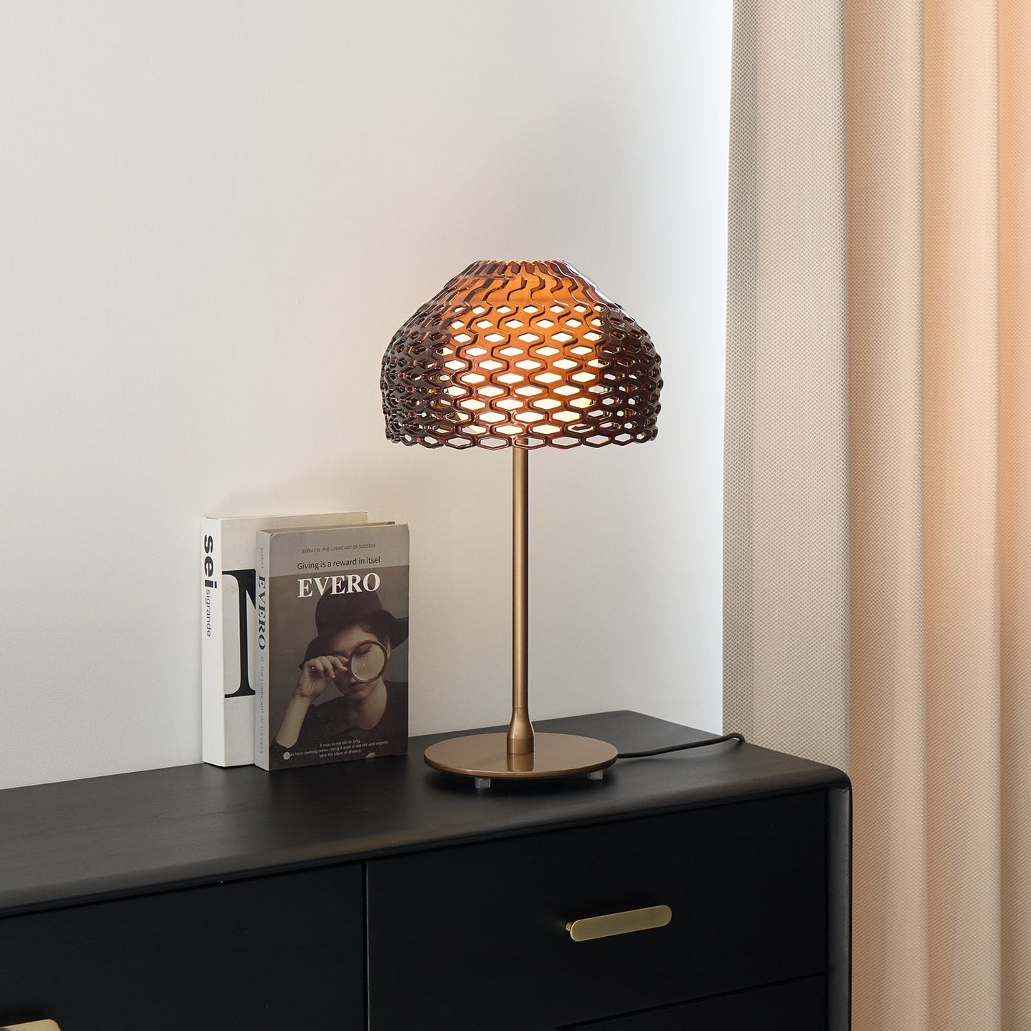 Armadillo Table Lamp | Metal & Plastic | White or Brown