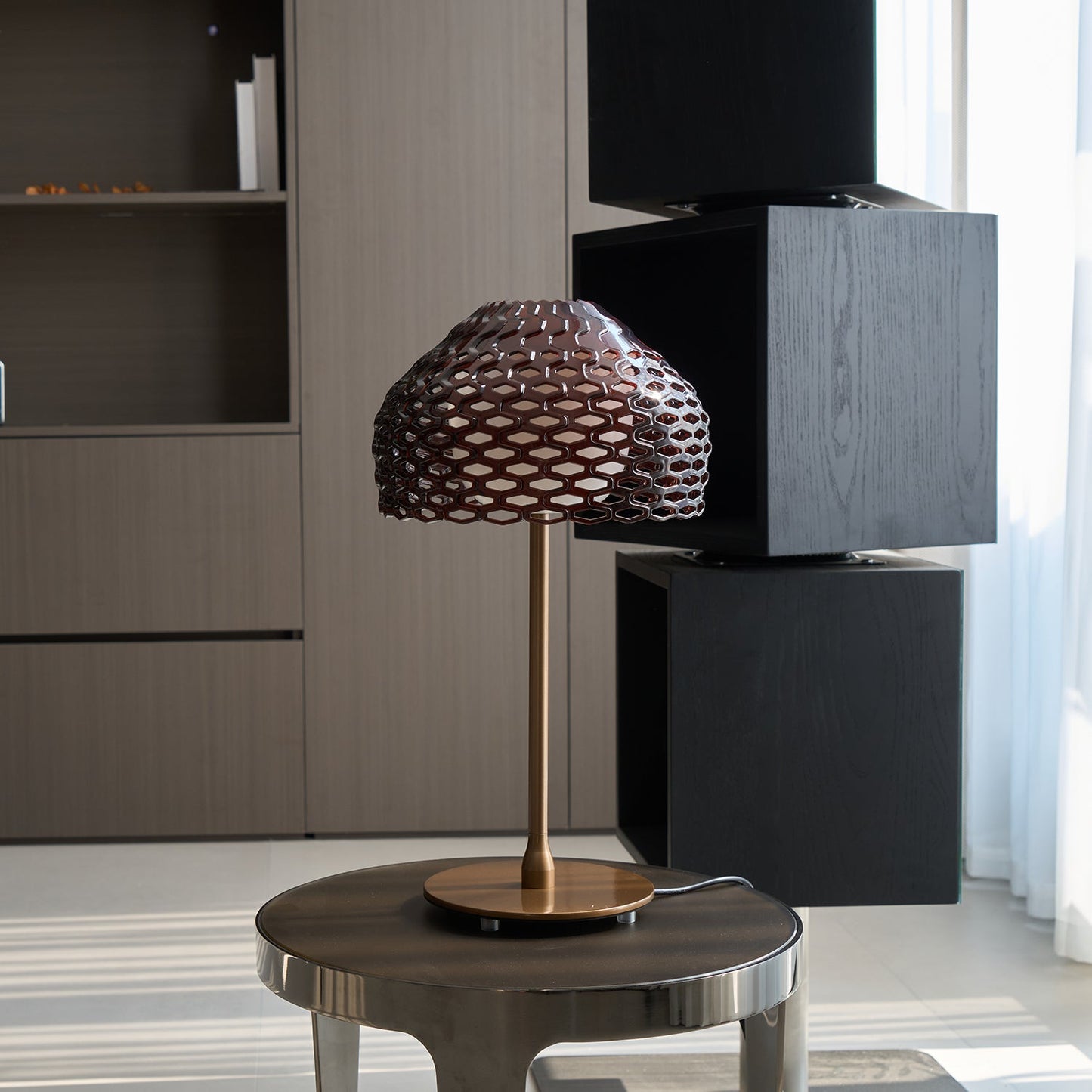 Armadillo Table Lamp | Metal & Plastic | White or Brown