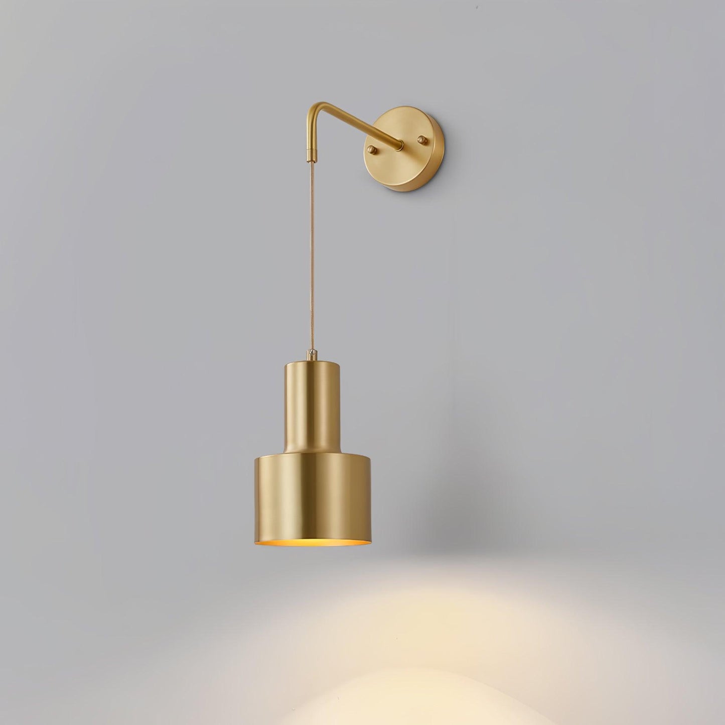 Arne Wall Light | Metal & Brass | Gold & Black