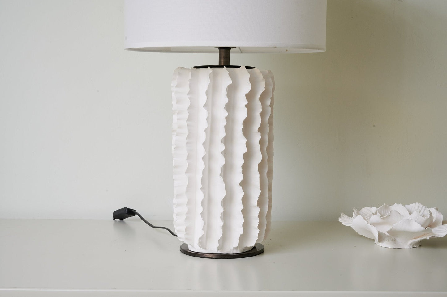 Arroyo Table Lamp | Ceramic | White