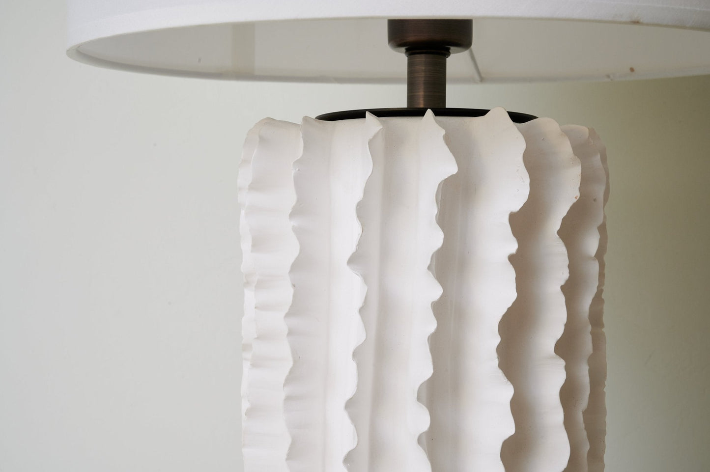 Arroyo Table Lamp | Ceramic | White