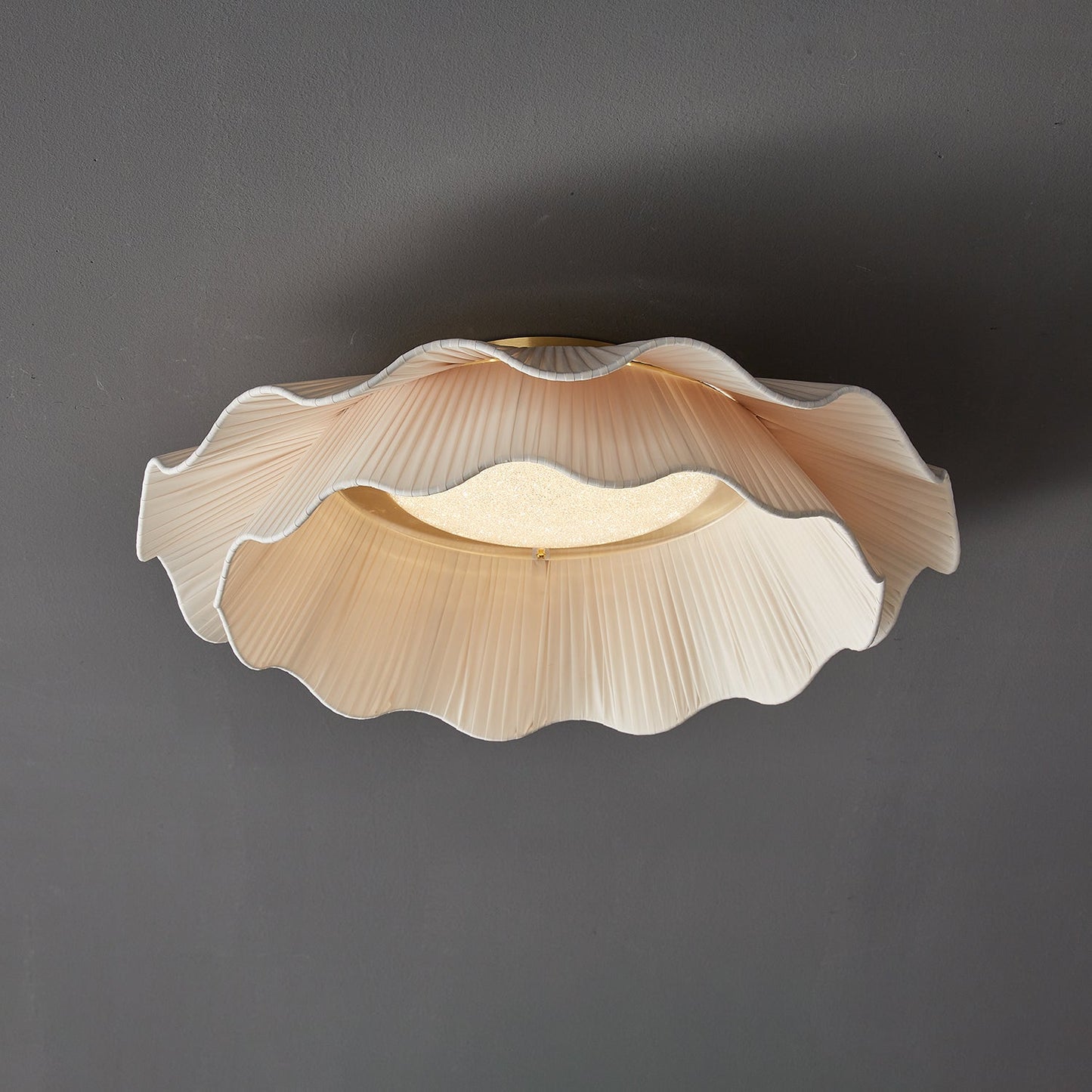 Arwen Fabric Wave Ceiling Lamp | Brass & Fabric | Beige