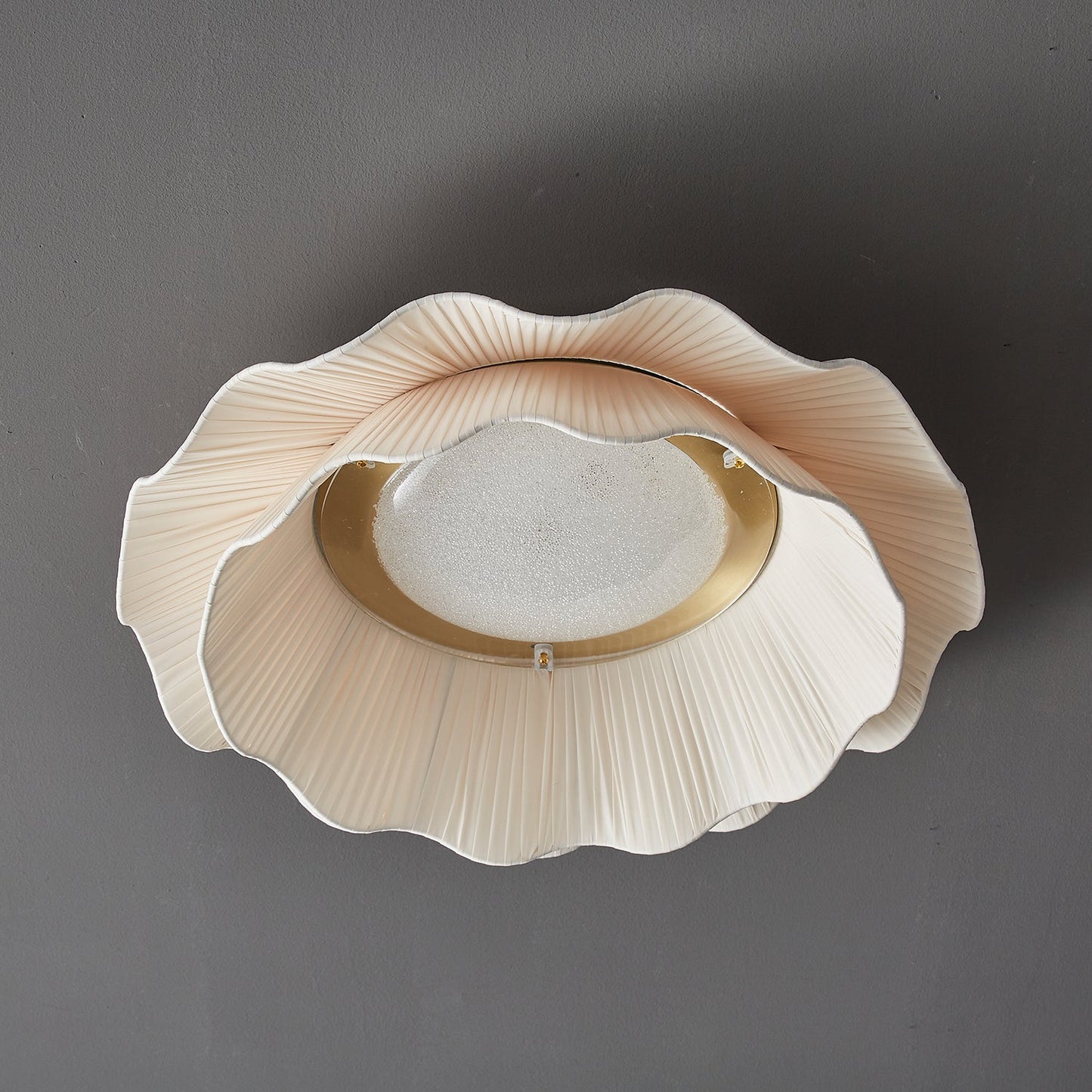 Arwen Fabric Wave Ceiling Lamp | Brass & Fabric | Beige
