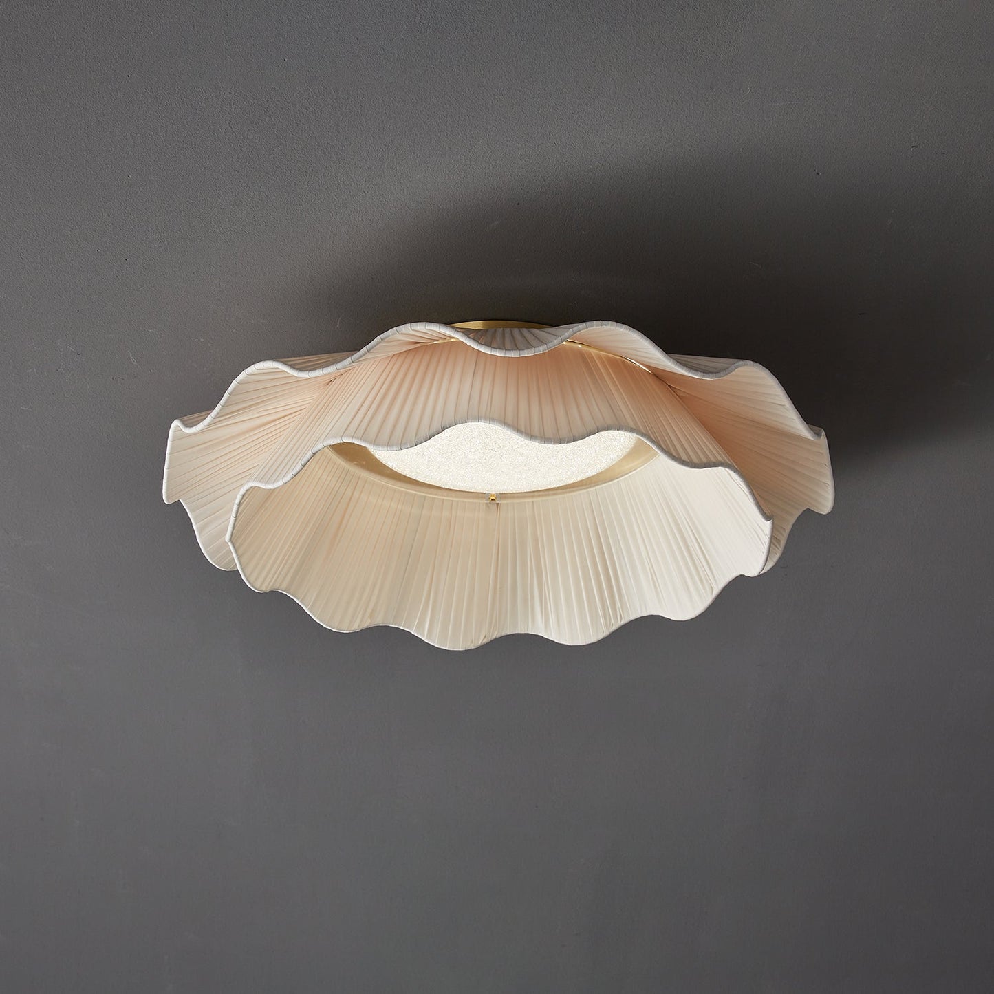 Arwen Fabric Wave Ceiling Lamp | Brass & Fabric | Beige