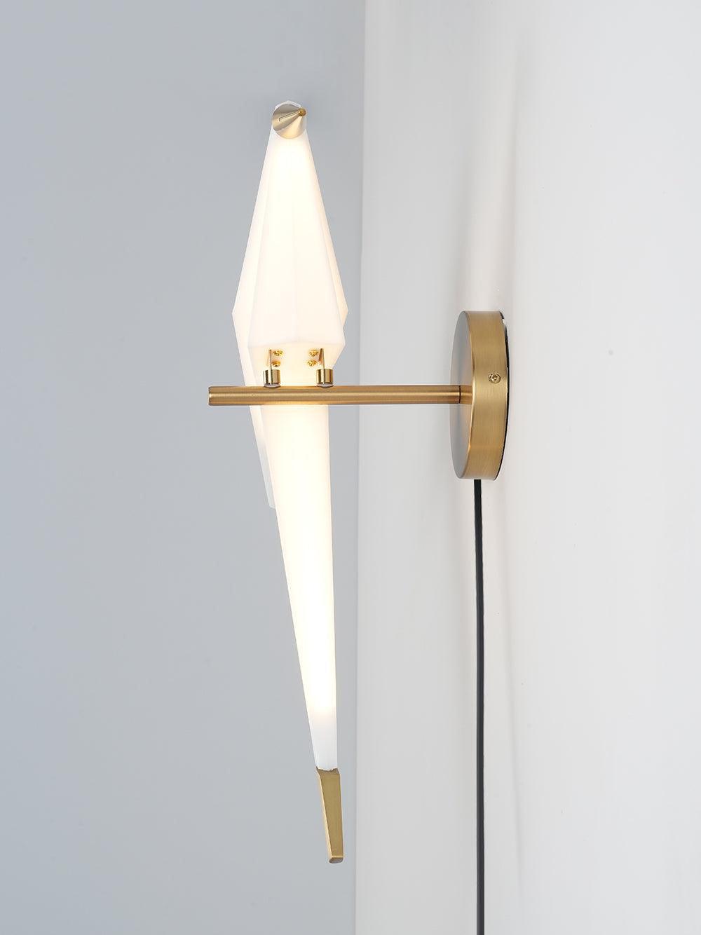 Avian Serenity Wall Lamp | Bird-Inspired Design | Gold Finish