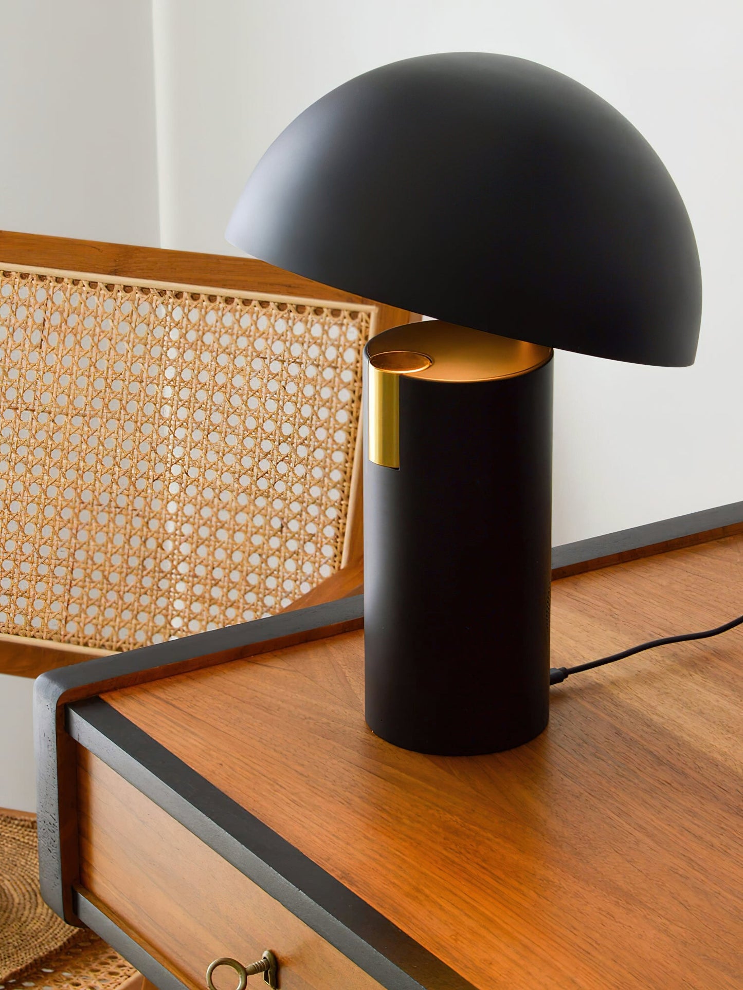 Avo Table Lamp | Iron, Stainless Steel, Glass | Black, White, Red