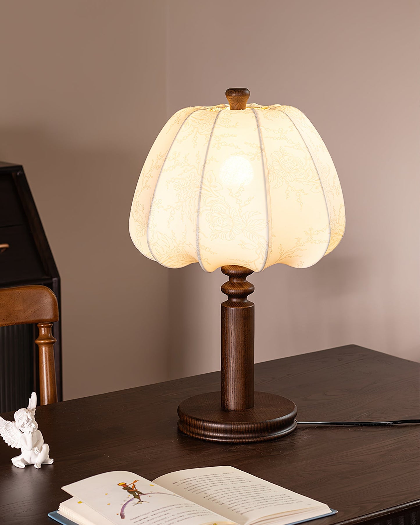 Bari Fabric Table Lamp | Vintage Design | Walnut & Beige