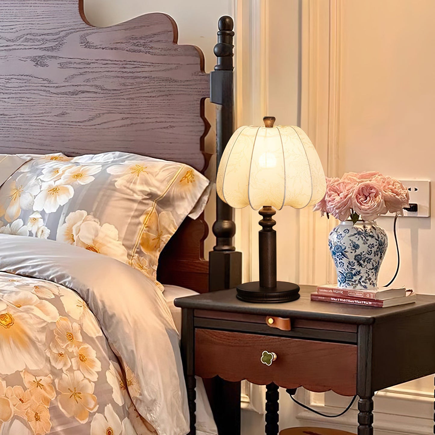 Bari Fabric Table Lamp | Vintage Design | Walnut & Beige