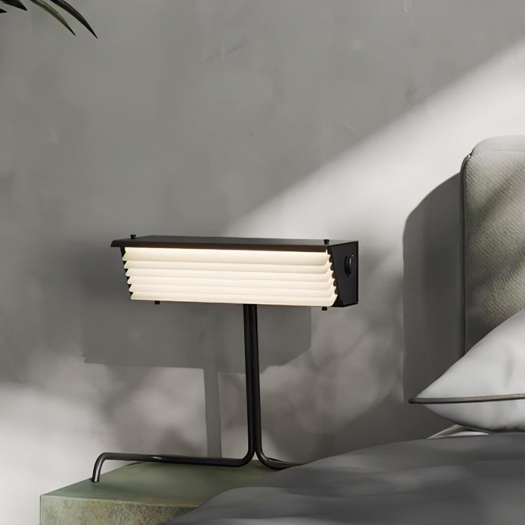 Xalor Table Lamp | Metal | Black and White