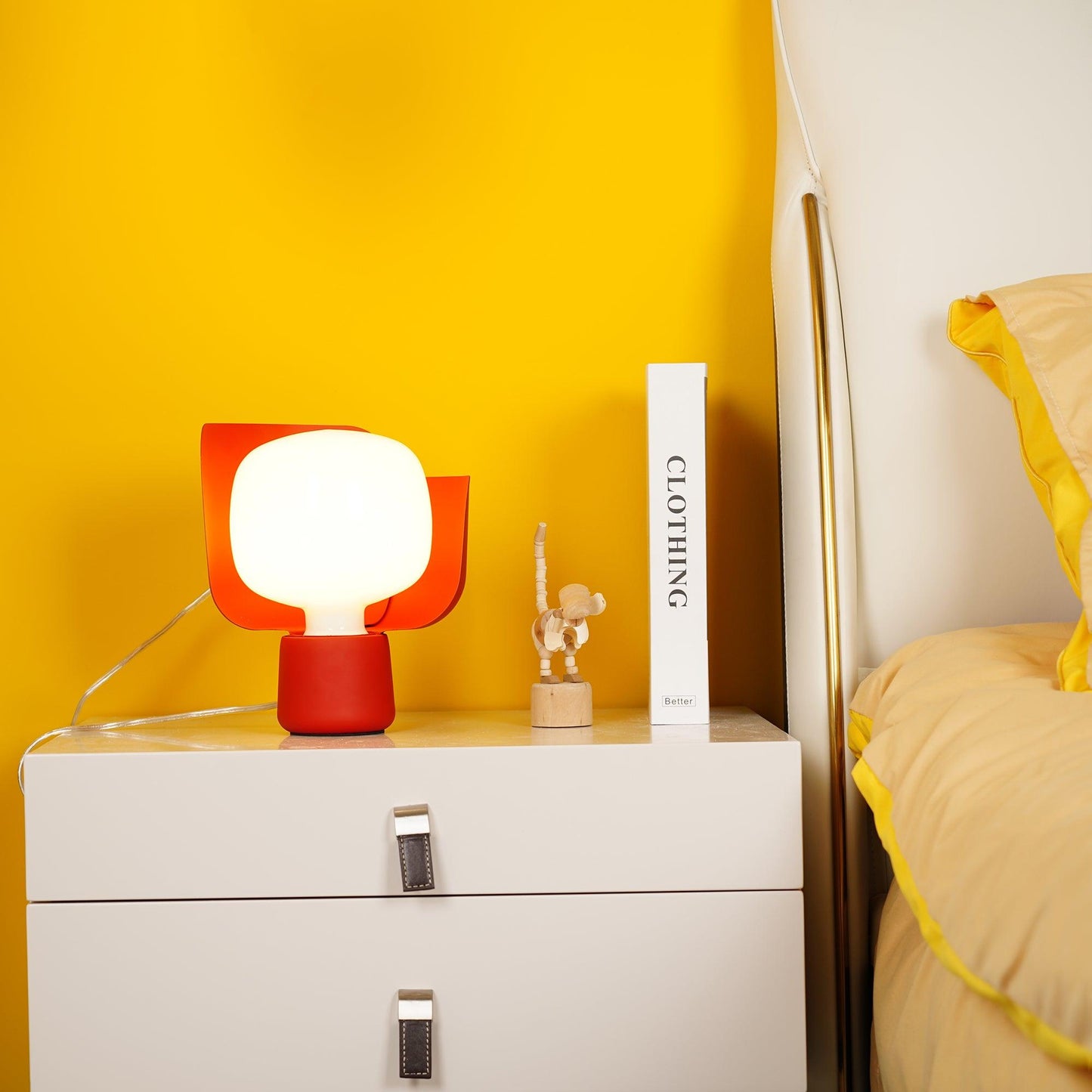 Petals Glass Table Lamp | Adjustable Light Intensity | Multiple Colors